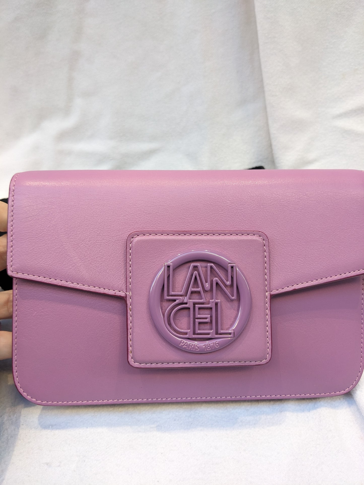 Pochette rose de Lancel