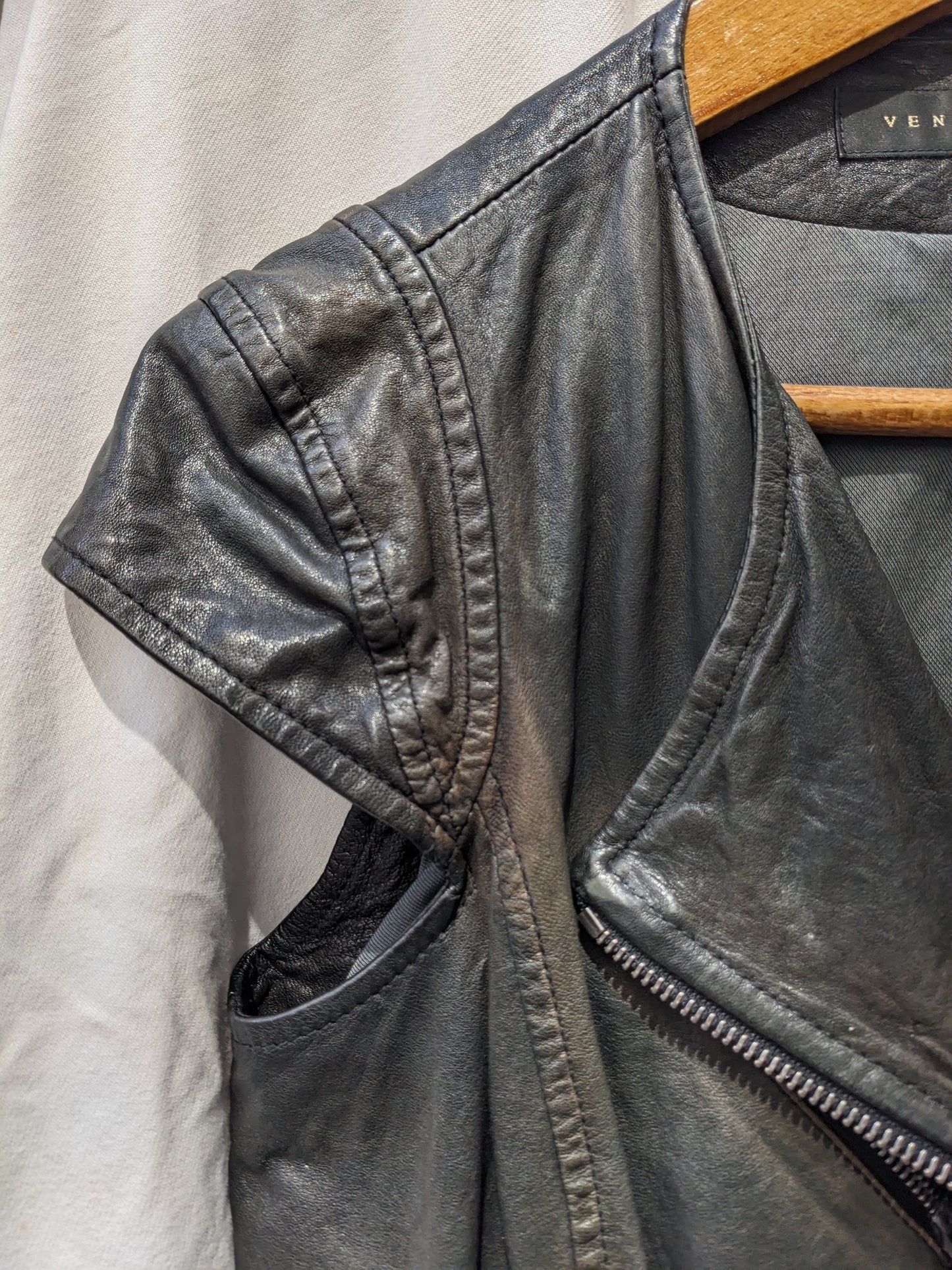 Veste en cuir sans manches Ventcouvert