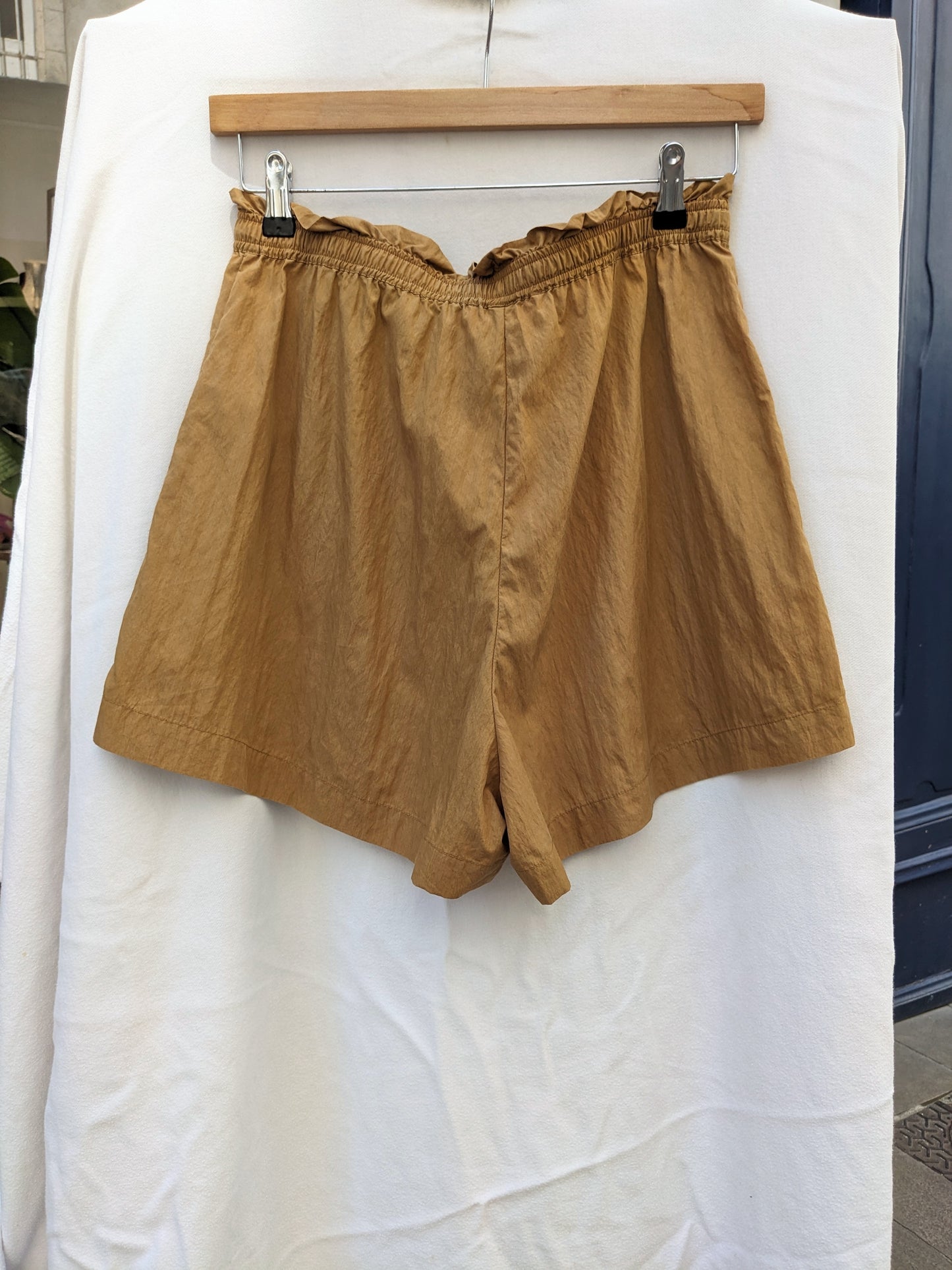 Short Ba&sh
