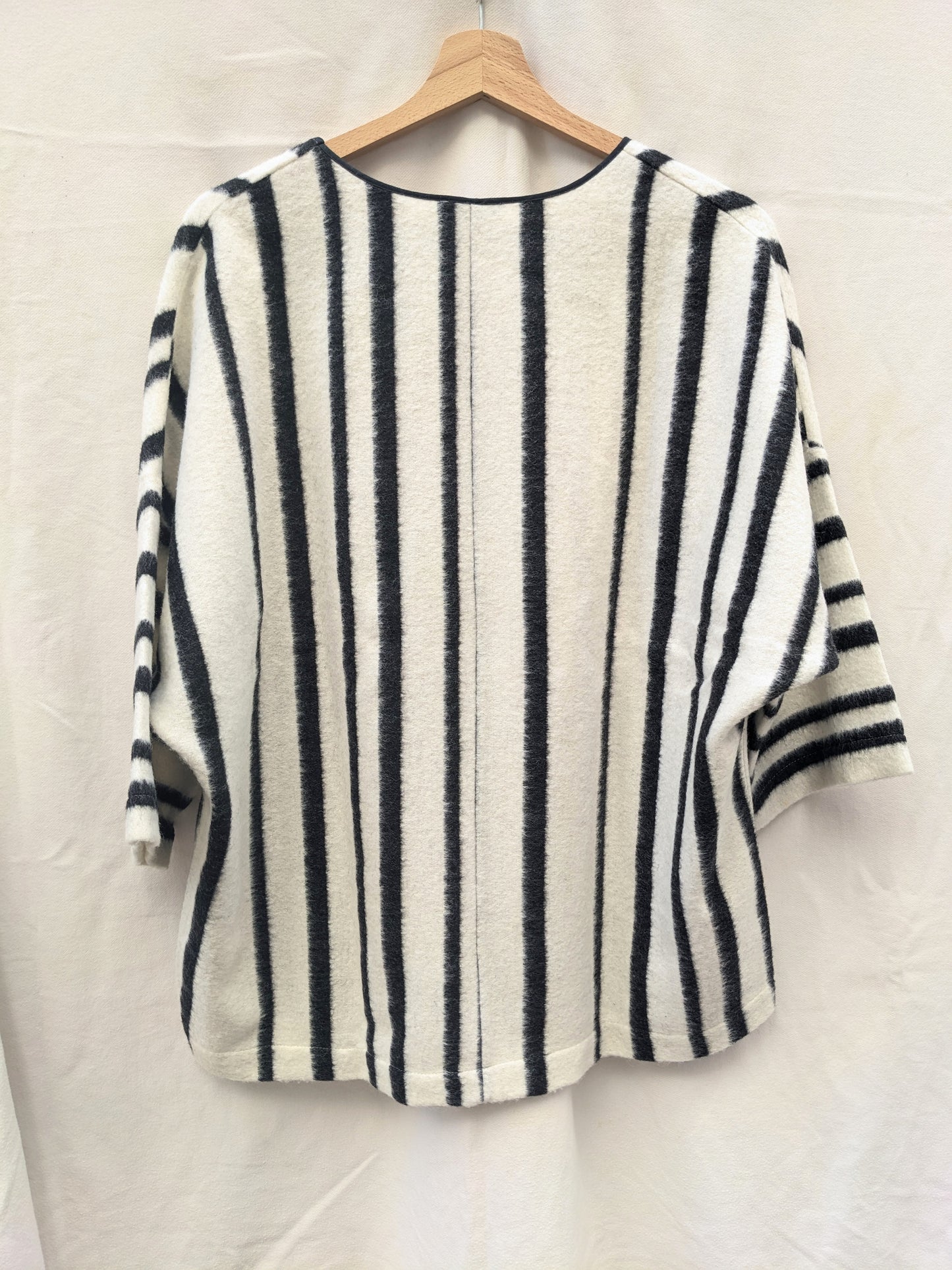 Pull/Top Alysi