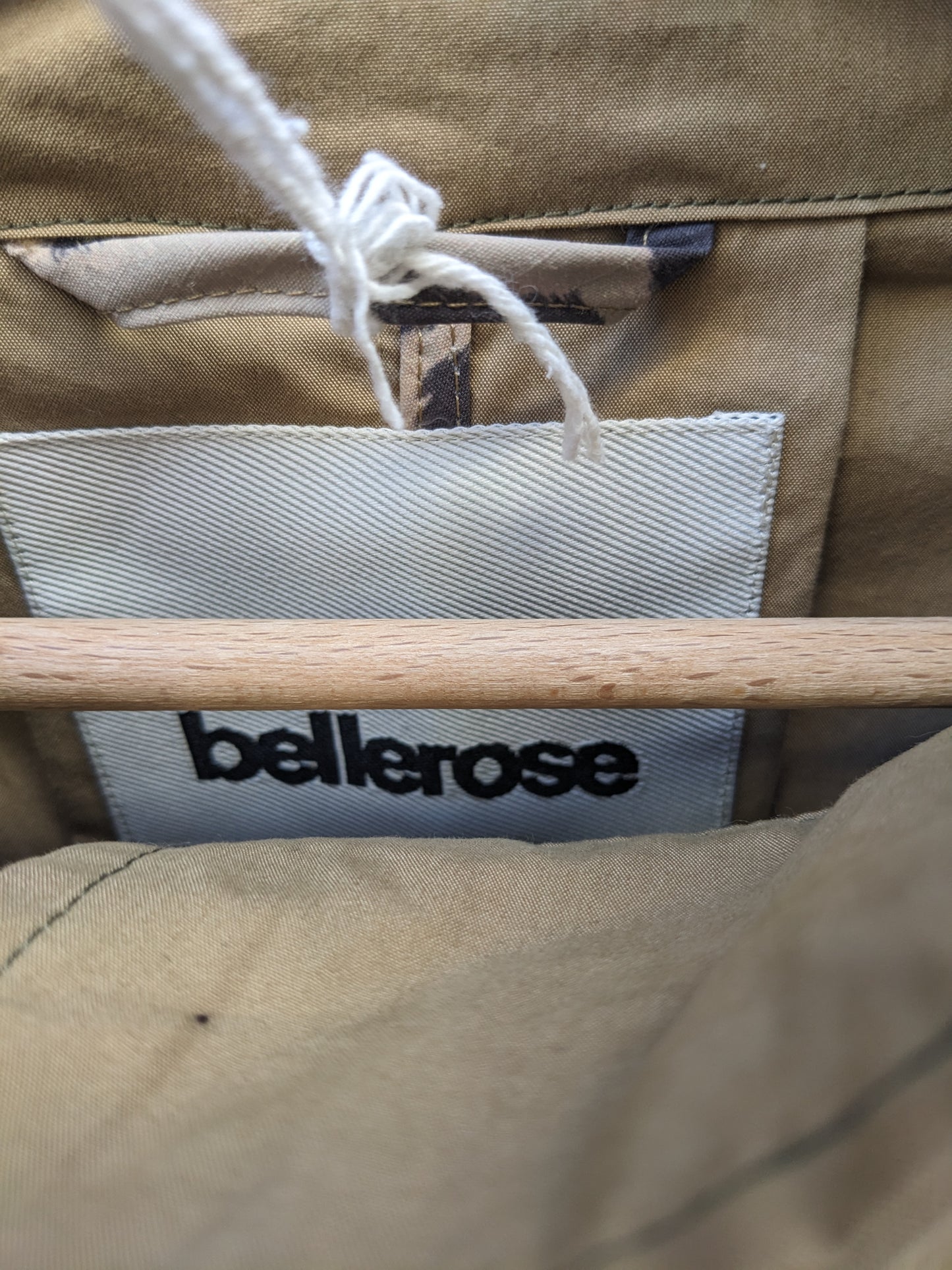 Trench Hubble Bellerose