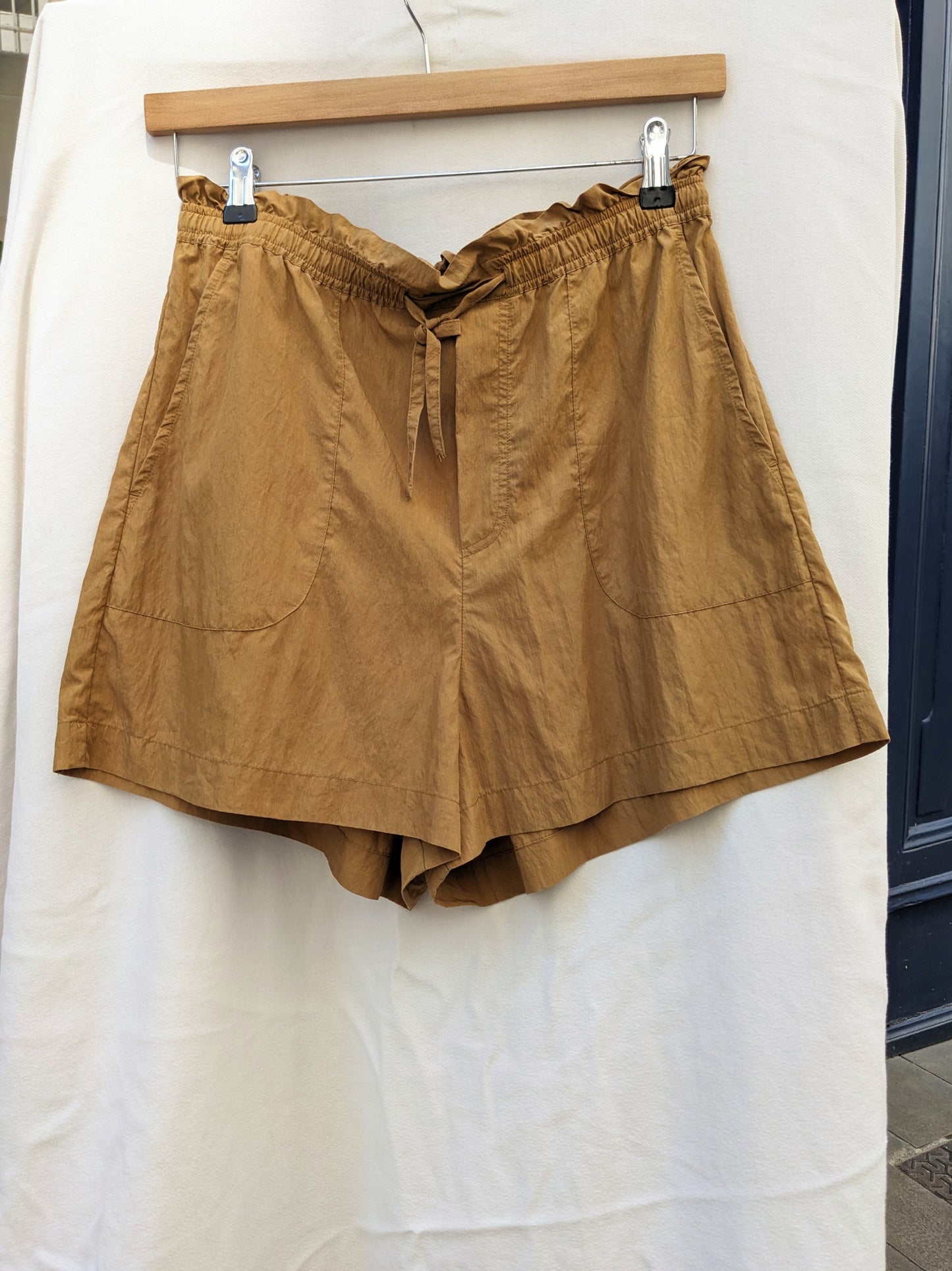 Short Ba&sh